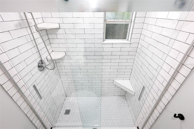 Building Photo - 3104 W North A St