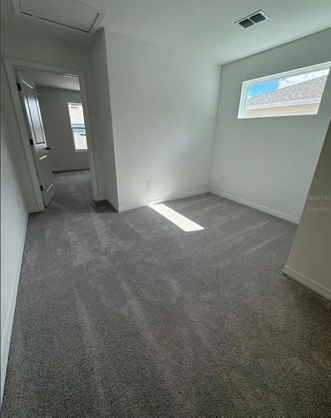 Building Photo - 15074 Windflower Aly