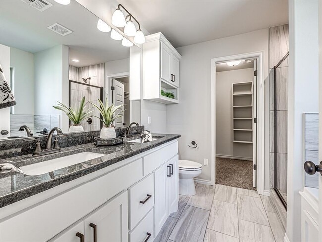 Building Photo - 526 Cherrybark Dr