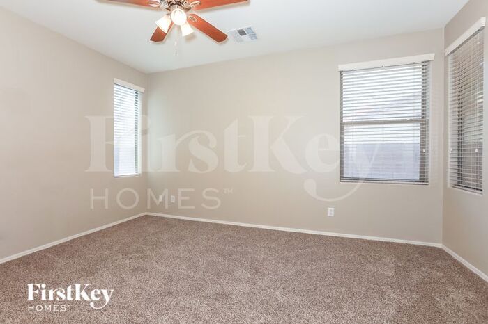 Building Photo - 2745 S Cupertino Dr