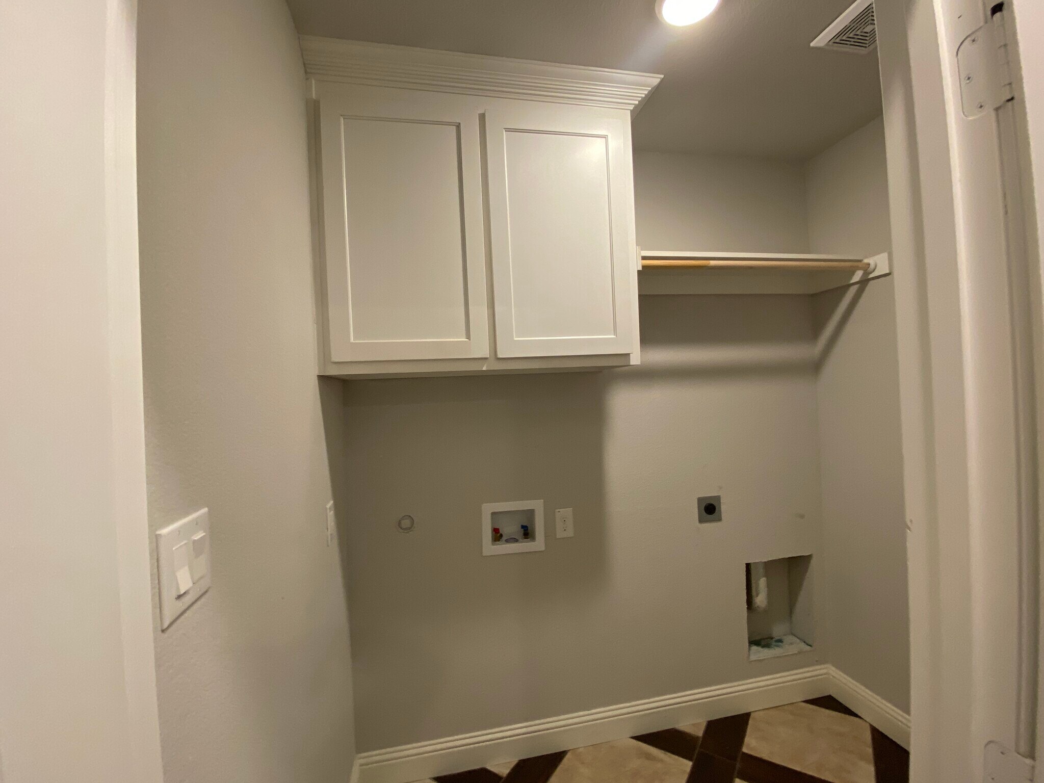 Building Photo - 106 Beech St