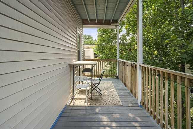 Building Photo - 39 Edison Green