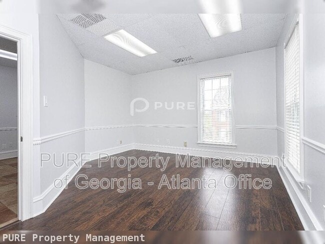 Building Photo - 7175 Jonesboro Rd