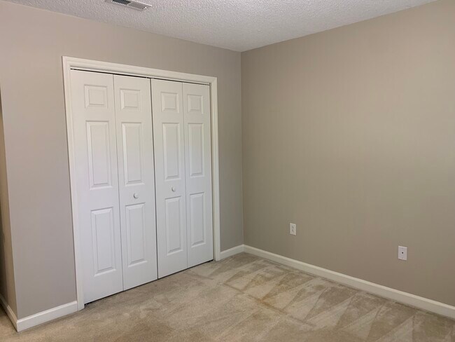 Guest bedroom - 2756 victory ct