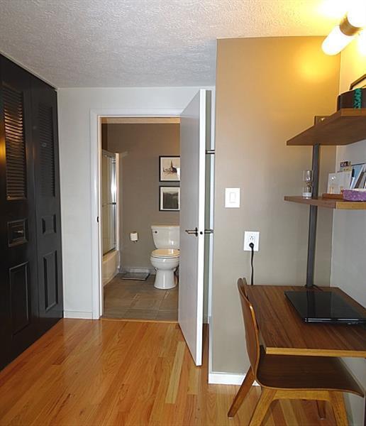 Upstairs Bathroom - 563 Winesap Dr
