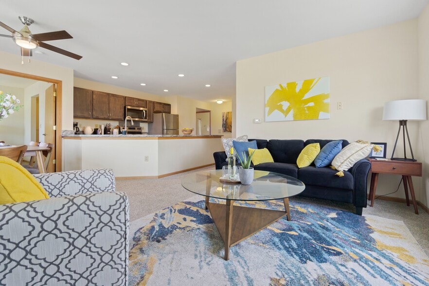 Saddlebrook Apartments Living Room - Saddle Brook Apartments