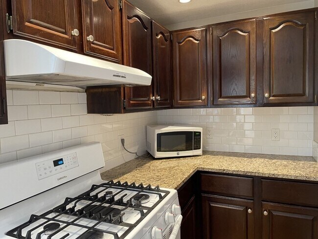 Building Photo - 28 Theresa Ave