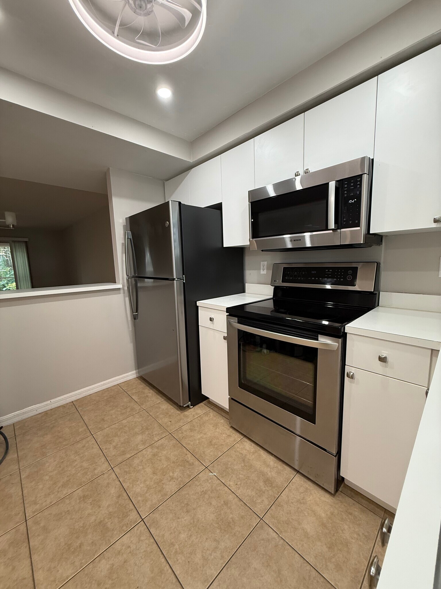 Building Photo - 28230 Pine Haven Way