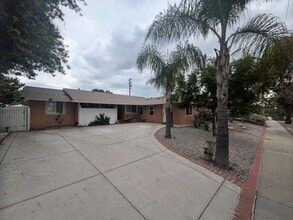 Building Photo - Charming 2/1 bath ADU- in an Ideal Location close to down town Claremont!