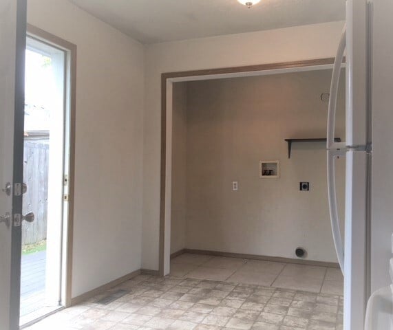 Building Photo - 5431 NE 16th Ave