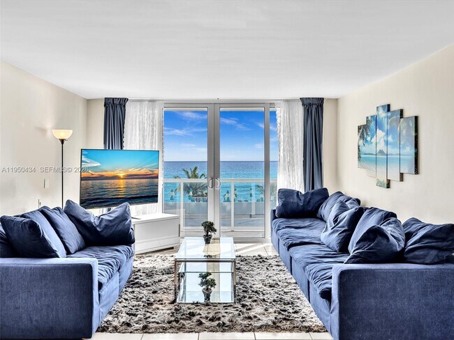 Building Photo - 3140 S Ocean Dr