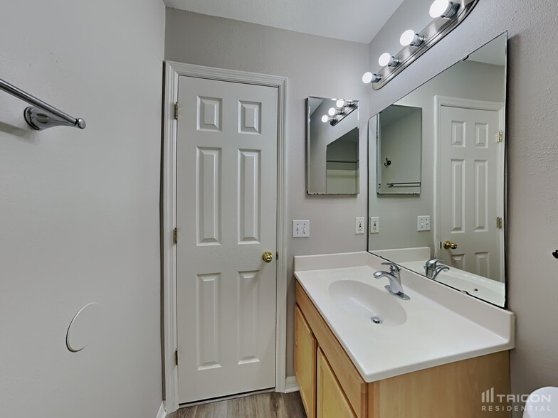 Building Photo - 3442 Talisman Drive