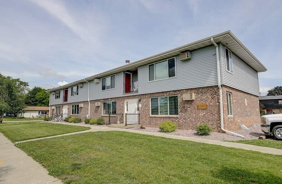 1120 Grand Ave 1120 Grand Ave Prairie du Sac WI 53578 Apartment Finder