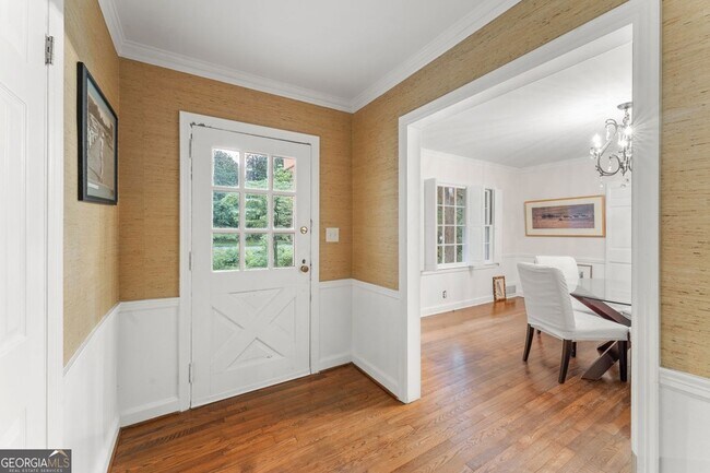 Building Photo - 2986 Mornington Dr NW