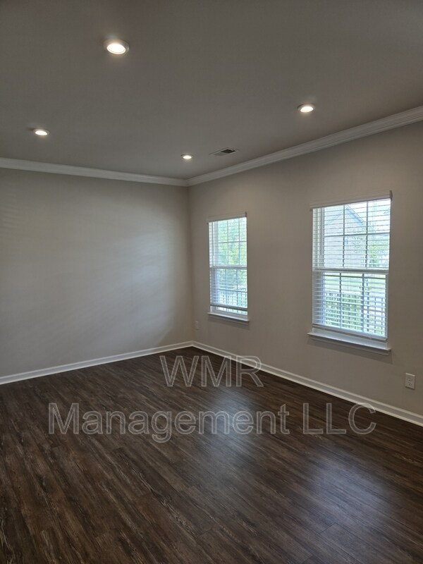 Building Photo - 7270 Waterwheel St SW