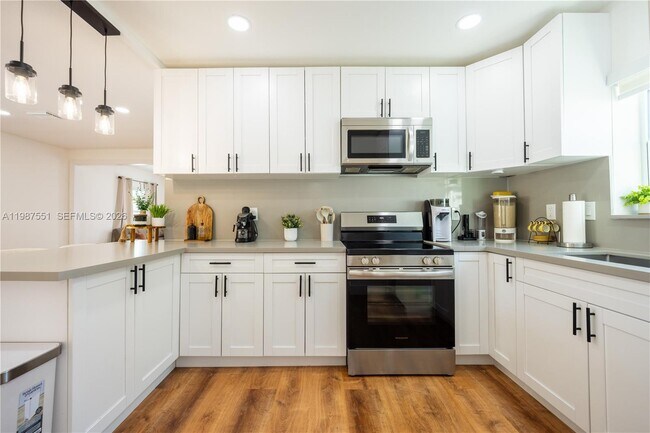 Building Photo - 10050 SW 171st St