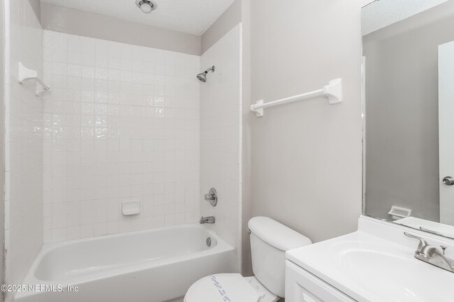 Building Photo - 7485 International Village Dr