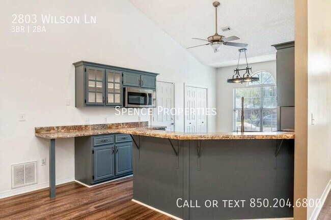 Building Photo - 2803 Wilson Ln