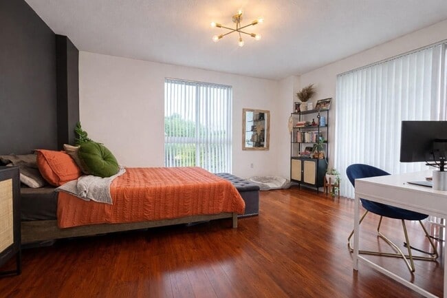 Building Photo - 7280 SW 90th St