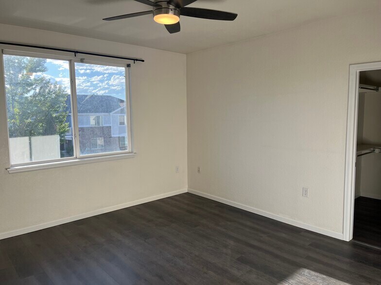 Master Bed - 5534 Lewis St