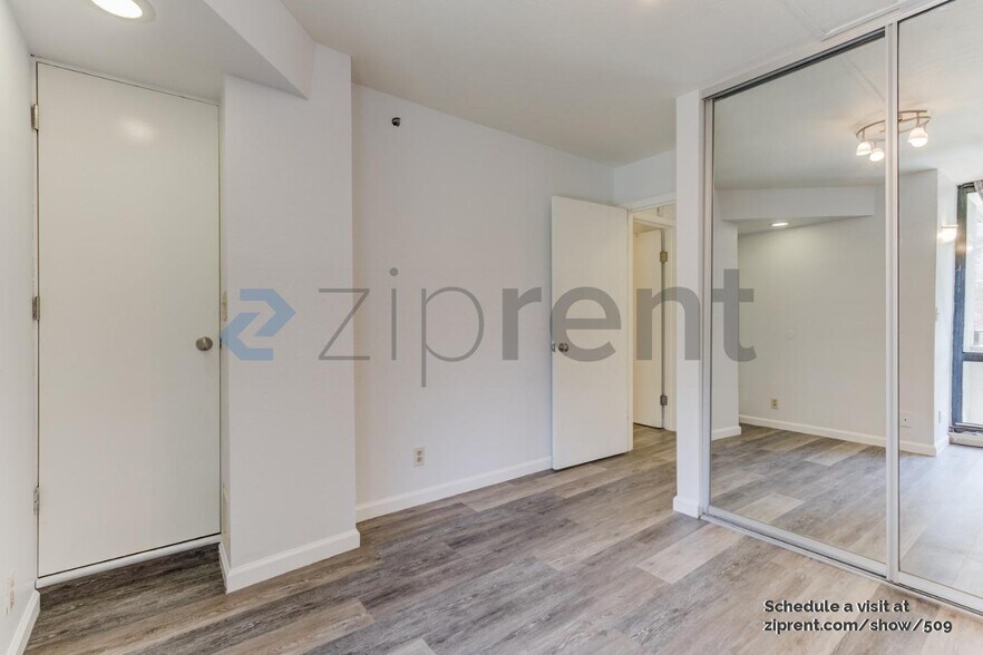 Building Photo - 900 Bush St