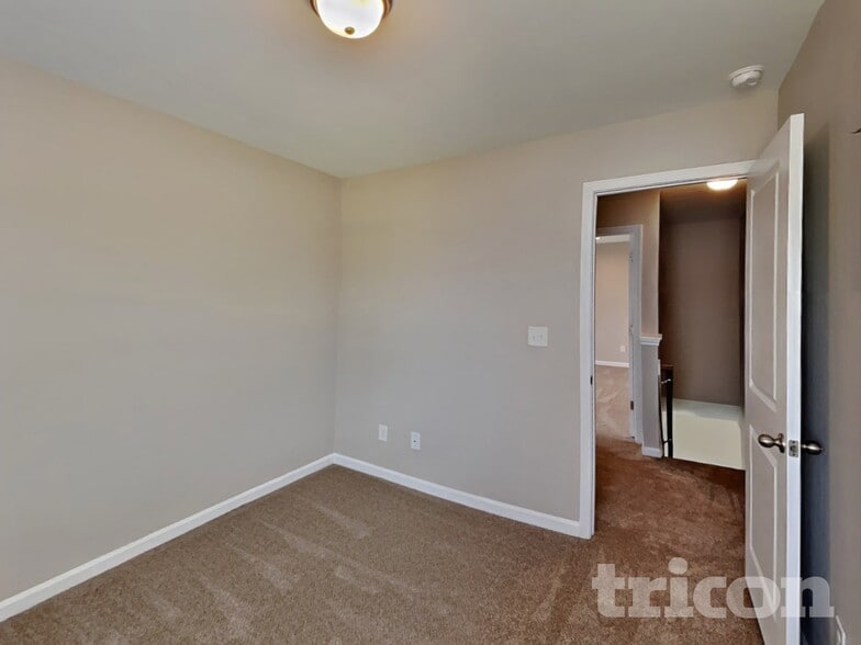 Building Photo - 50 Greenhouse St