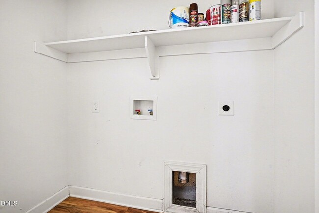 Building Photo - 1471 Thanksgiving Fire Rd