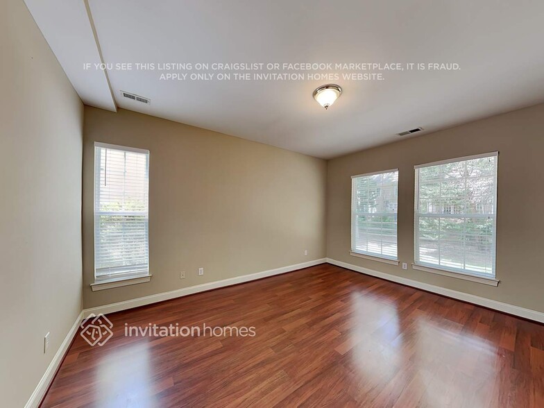 Building Photo - 6800 Charter Hills Rd