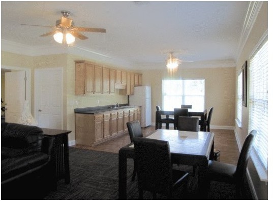 Interior Photo - Red Oak Apartments