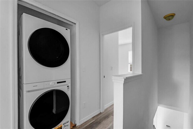 Building Photo - 10825 Savannah Wood Ct