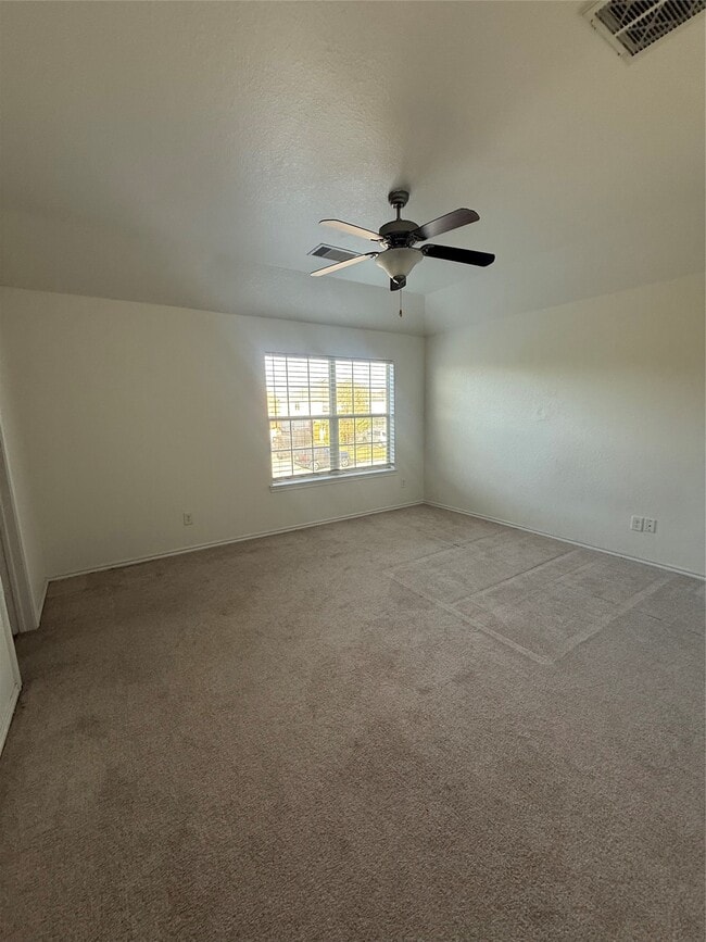 Building Photo - 4330 Sprangletop Ave