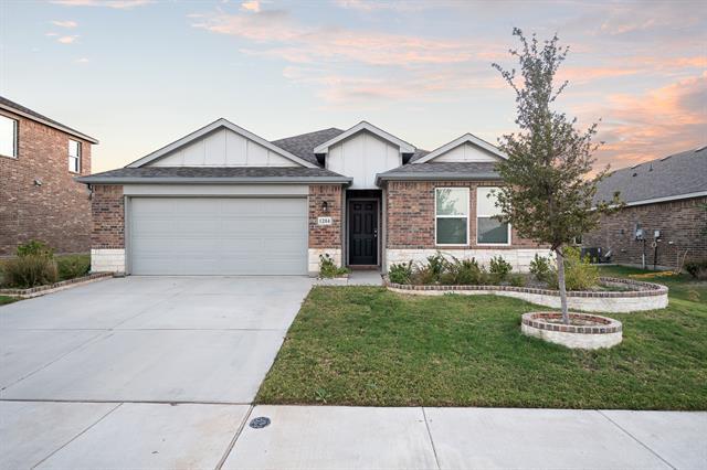 Building Photo - 1204 Nuevo Rancho Ln