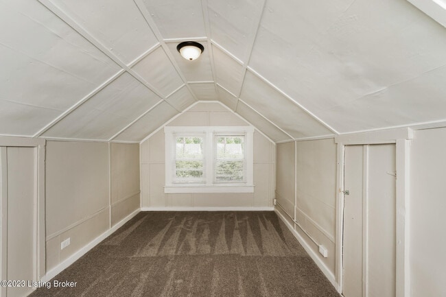 Building Photo - 1832 W Kentucky St