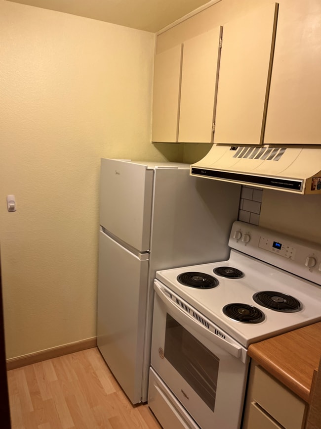 Building Photo - Studio at Shelter Creek