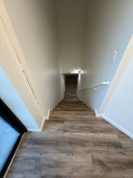 Building Photo - 17A N Main St