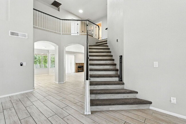 Building Photo - 4105 E Frye Rd