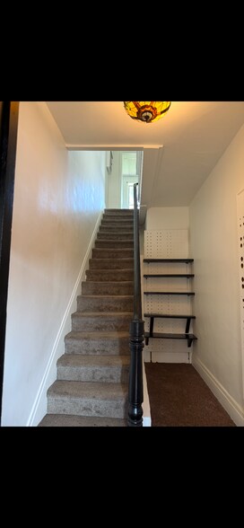 Building Photo - 828 2nd St