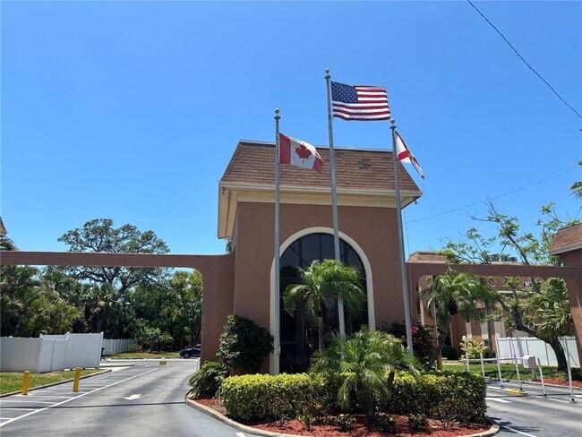 Building Photo - 12760 Indian Rocks Rd