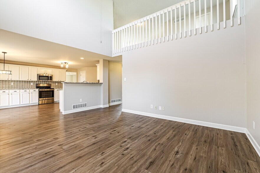 Building Photo - 13538 Raritan Way