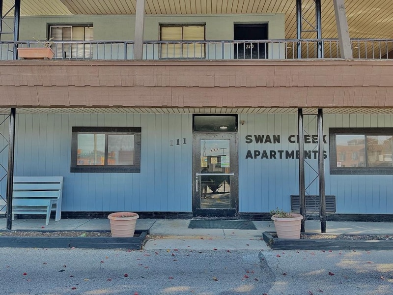 Building Photo - 111 S Summit St