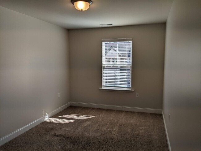 Building Photo - 1413 Sunset Peak Wy