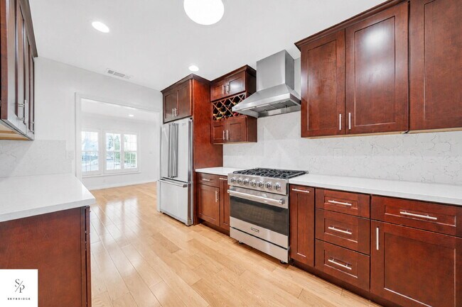 Building Photo - Bright 3BR Rosemead Rental: Self-Contained Unit with Private Entry & Driveway Parking