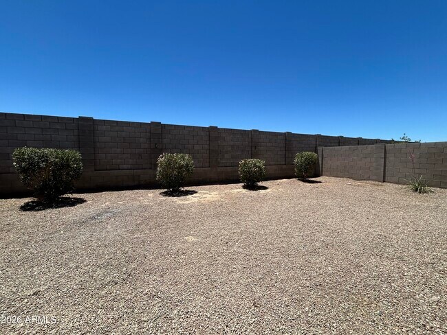 Building Photo - 6551 W Magdalena Ln