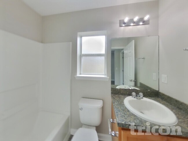 Building Photo - 12034 Alexandra Dr