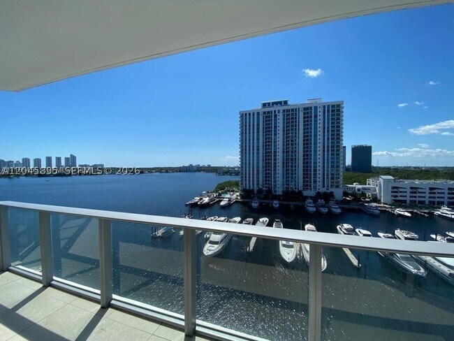 Building Photo - 17301 Biscayne Blvd