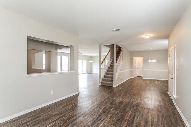 Building Photo - 16318 Autumn Leigh Dr