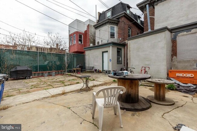 Building Photo - 131 W Susquehanna Ave