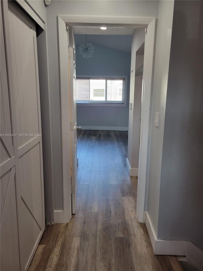 Building Photo - 1325 NW 123rd Terrace