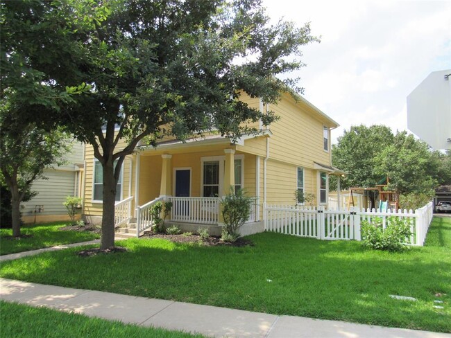 Building Photo - 917 Truman Ln