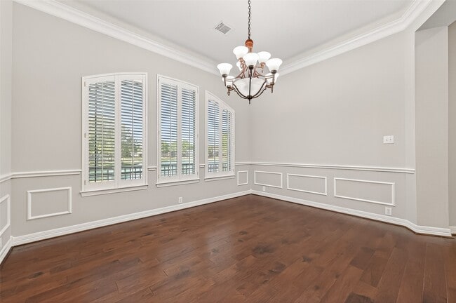 Building Photo - 22718 Emily Park Ln